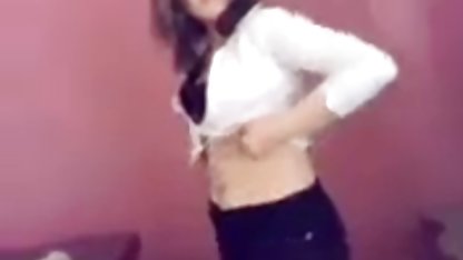 گوش دادن جديدترين فيلم هاي سكسي به جوان زیبایی چهره